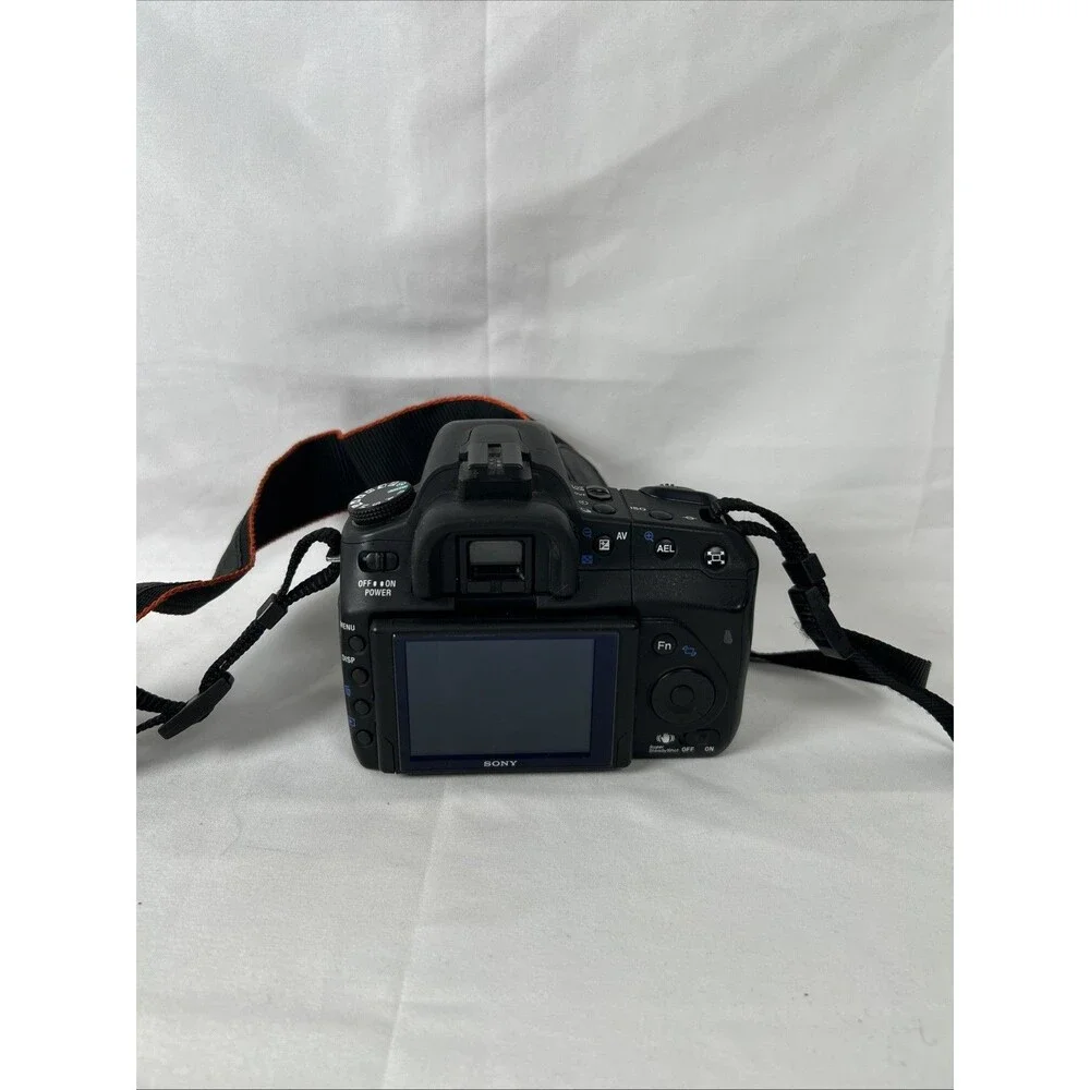 Sony A300 DSLR Camera With 18-70 Lens Camera Bag Battery Sandisk Card & Reader